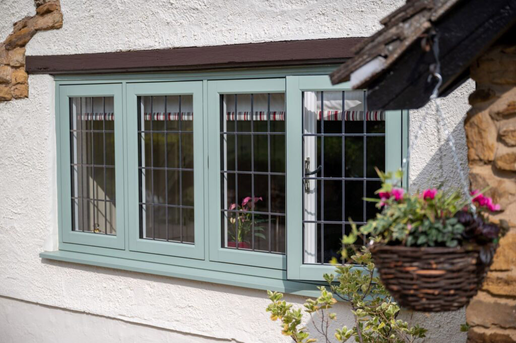 R9 chartwell green flush sash window
